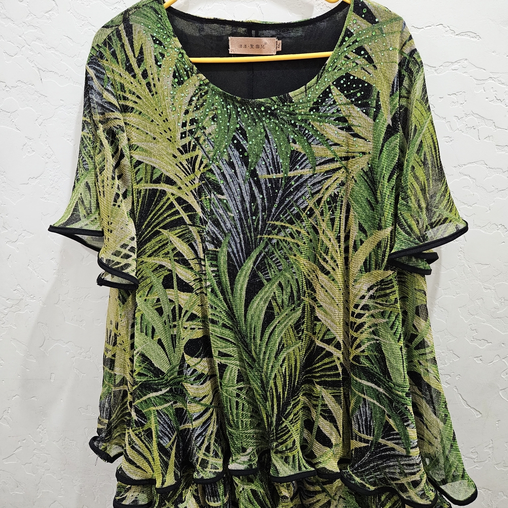 Beautiful One Of A Kind Green Leaf Patterned Women's Top